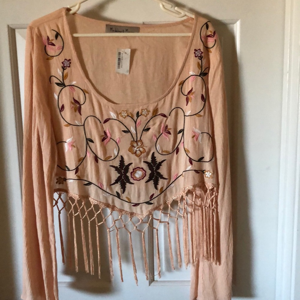 Madeline & Monroe top with scoop neck